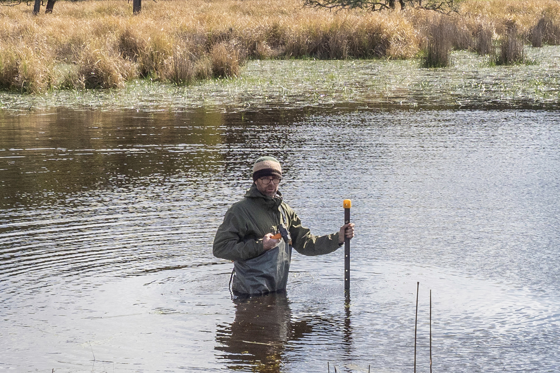 Deploying the sensor node in deeper water
